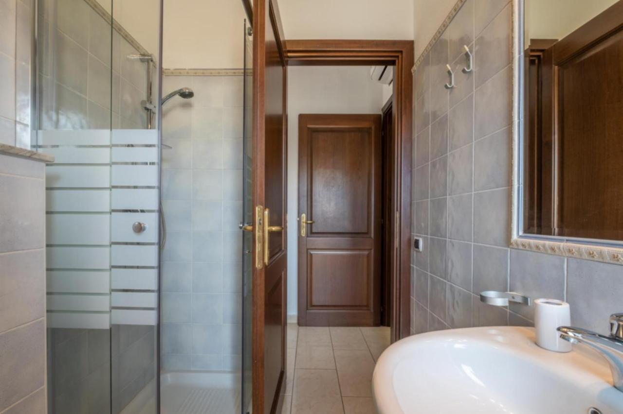 Dimoras Ampio Appartamento Centrocitta Olbia Exteriör bild